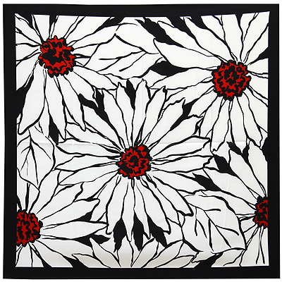 Платок "Цветы", цвет: черный, белый, красный, 90 см х 90 см Производитель: Италия Артикул: 39022 Л7 инфо 12653f.